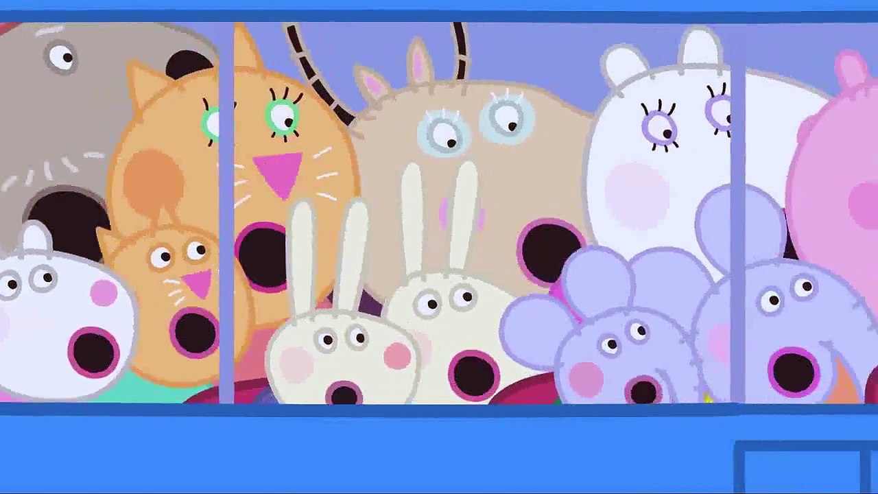 Peppa Pig - Sun, Sea, and Snow (Clip) 2