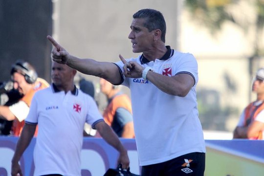 Jorginho revela ter observado jogadores de adversários e brinca: 'Só não digo quem'