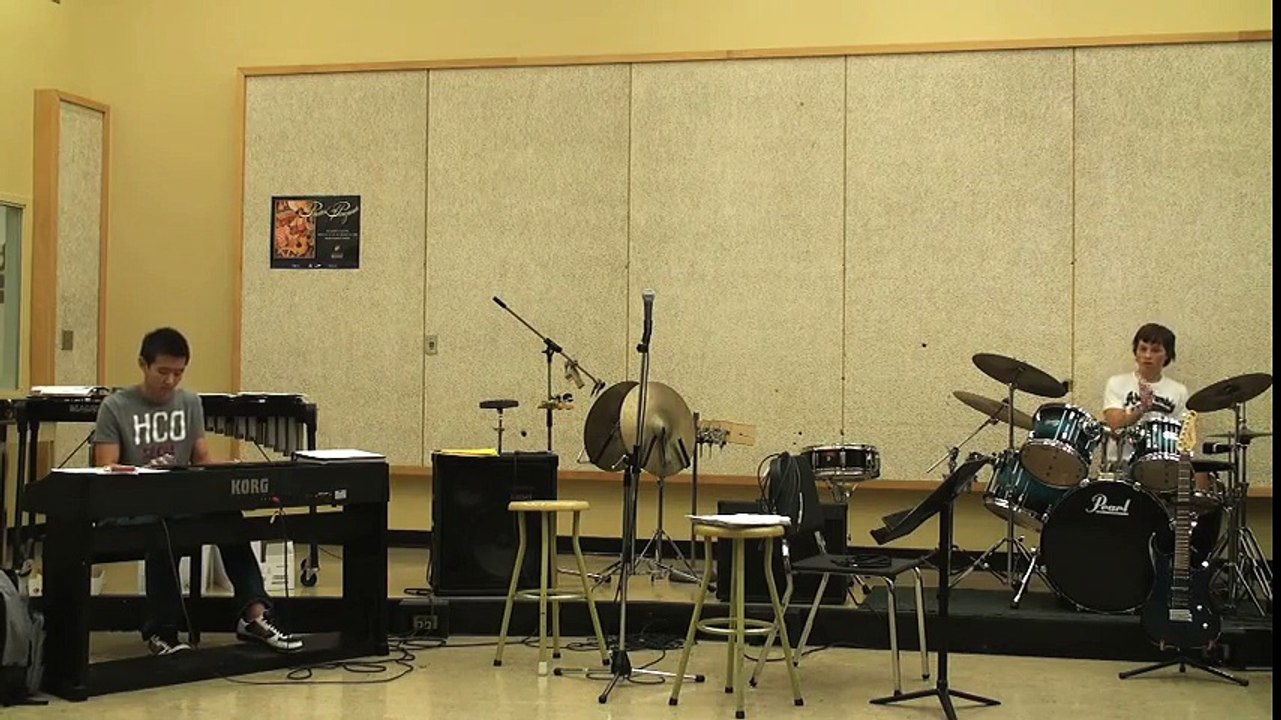 ☺ DJ Got Us Falling In Love Again - Piano & Drums Cover - Terry Chen & Jarren Louie