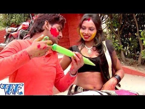 पिचकारी हमार पानी छोड़ता - Folding Pichkari - Saurabh Smrat - Bhojpuri Hot Holi Songs 2016 new