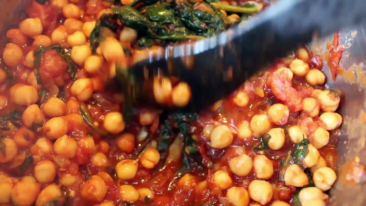 Vegan, gesund, lecker: Kichererbsen mit Blattspinat und Süßkartoffeln - Kokiri kocht