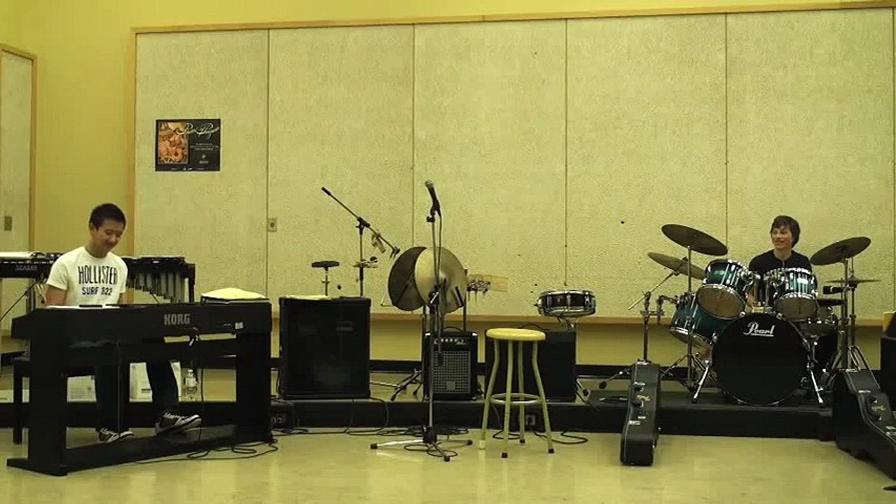 ☺ Just The Way You Are - Bruno Mars Piano & Drums Cover - Terry Chen & Jarren Louie