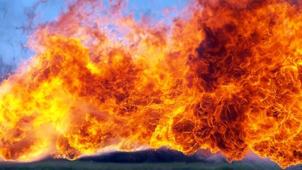 YES: 50-Ft Flamethrower In Ultra Slow Motion, High Def