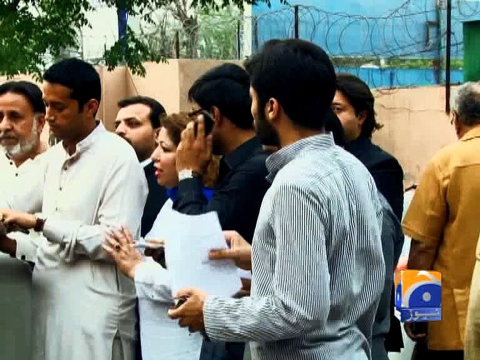Panama Leaks Imran Khan threatens to lead march...