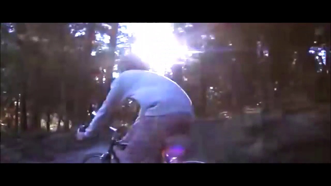 Donnie Darko - Never Tear Us Apart (INXS)