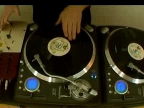 Birdy Nam Nam's Phone Game - Crazy B 112 Beat-juggling part