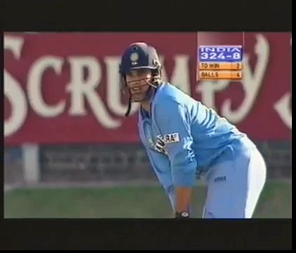 Sourav Ganguly Aping Flintoff At Lords (2002)