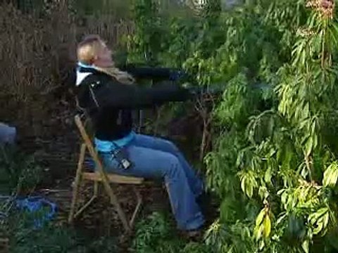 Just For Laughs Gags-2312-Alien Attack