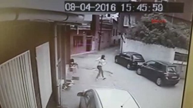 Tarsus Eczaneyi Bastı, Kadını Yaraladı, İntihar Etti