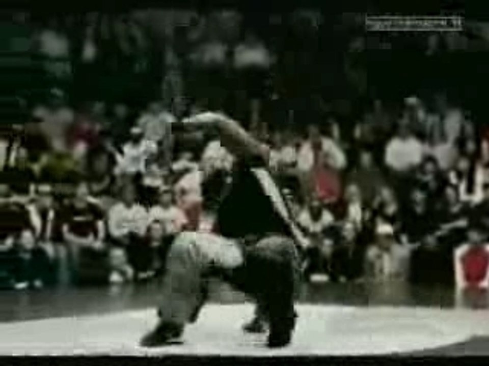 Break Dance impressionant !!!