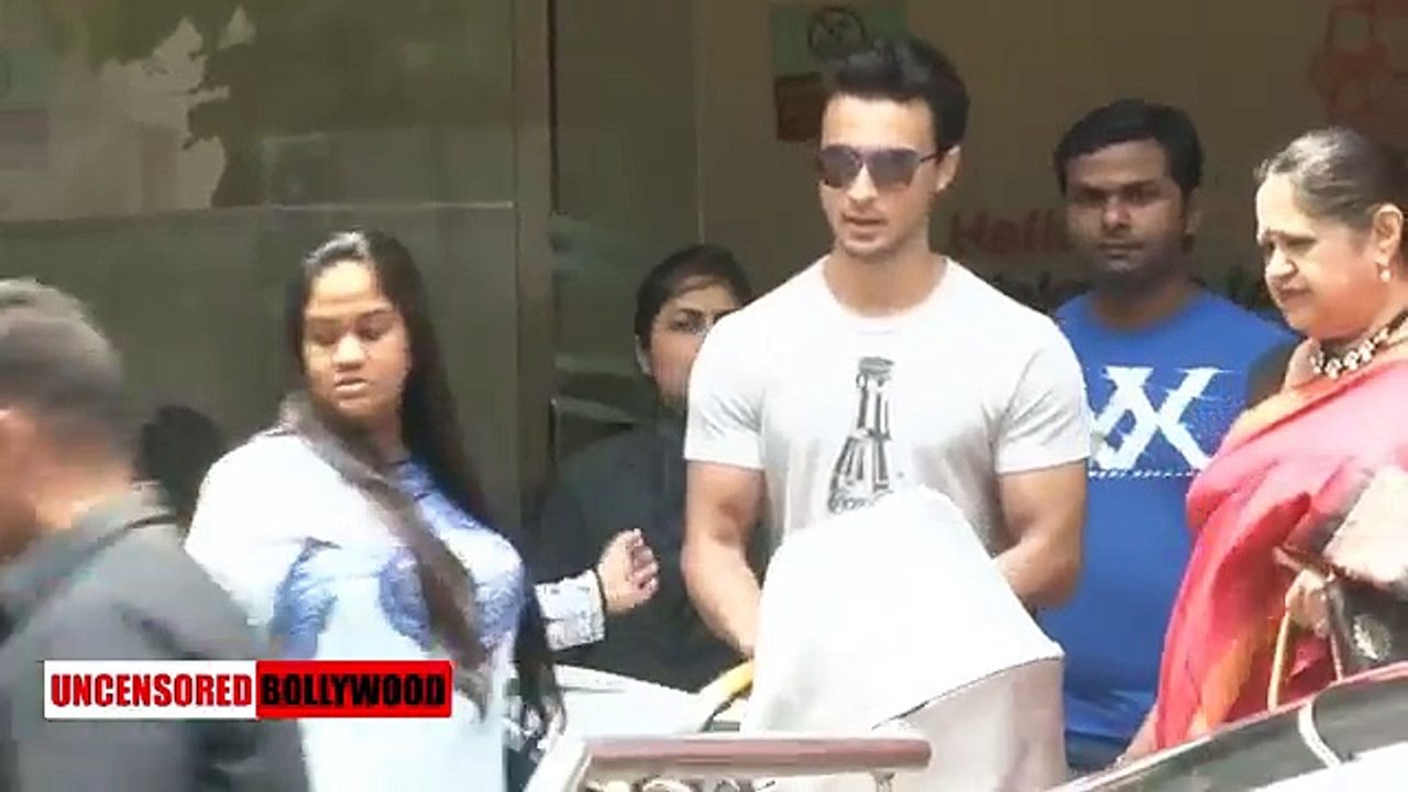 Salman Khan Gift Black BMW Car to his nephew Ahil (Comic FULL HD 720P)