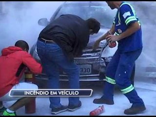 19-02-2014 - INCÊNDIO EM VEÍCULO - ZOOM TV JORNAL