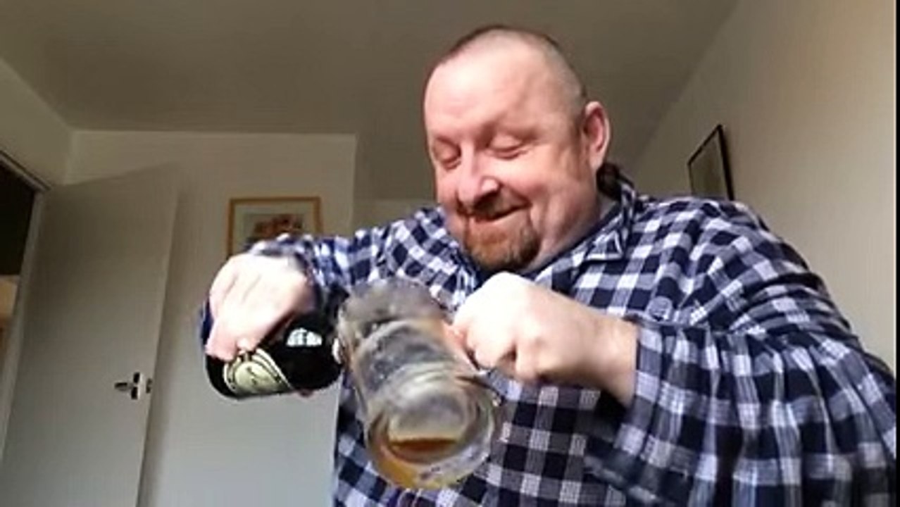 Let's get steaming on a Friday night-BK10rvqGQ7c