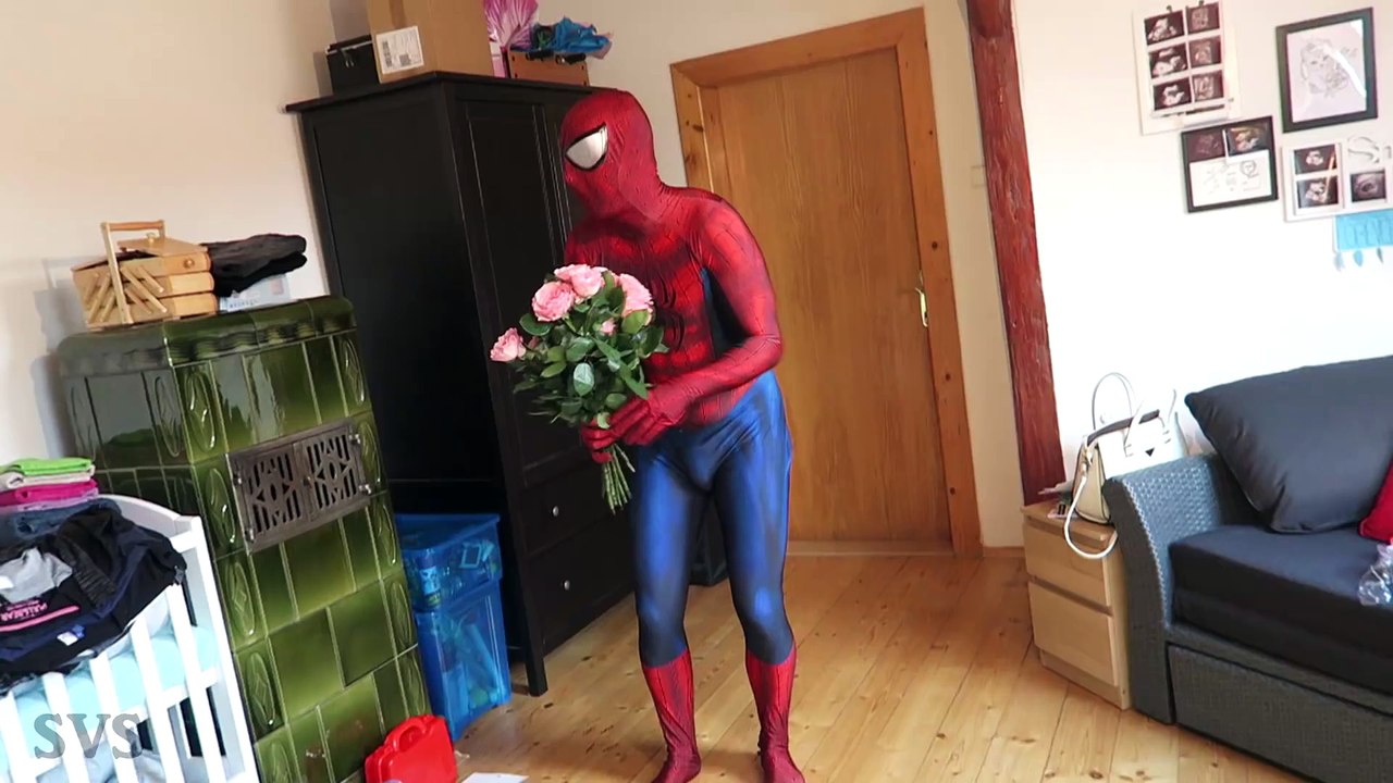 SPIDERMAN & FROZEN ELSA in LOVE! WEDDING PROPOSAL Surprise Egg! Funny Superhero Movie in Real Life