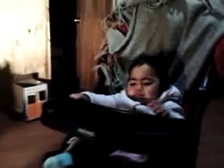 Efecto Tres Chanchitos en una pequeña niña