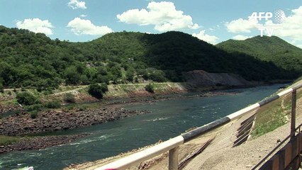 Starvation, power woes loom in Zimbabwe and Zambia