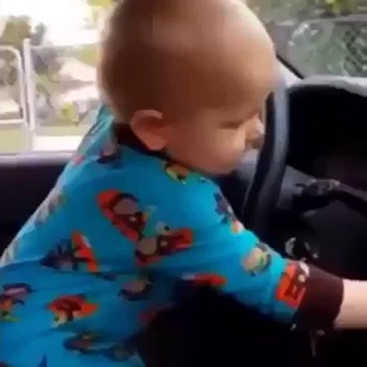 Funny videos - This Baby Knows What's Up