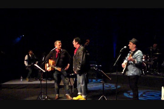 Morgane de lui en concert a bully les mines (coluche)