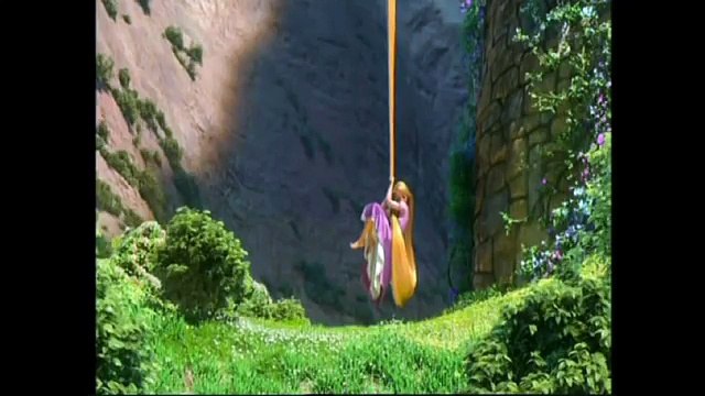 Disney Tangled/Entrelaçados - (Reprise) When Will My Life Begin (EU Portuguese) HD