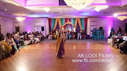 Latest Bride Mehndi Dance 2015 - Awesome Performance