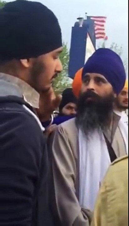 Dhunda Supporters vs sikh youths