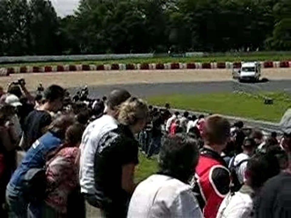 Stunt Bike Show 2007 (demi-finale amateurs moto)_2