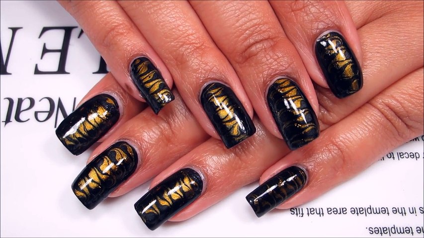 Fan Choice Friday | Black & Gold Magnetic Drag Marble | Nail Art April 2016 #2 | Tutorial