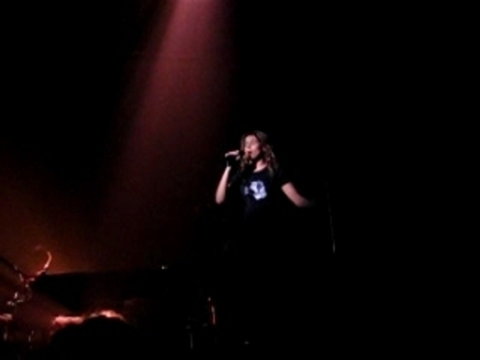 Chimène Badi Hymne à l'amour Zenith Nantes 21.04.2007
