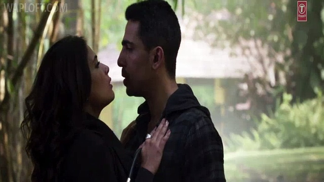 phir teri bahon me cabaret movie song