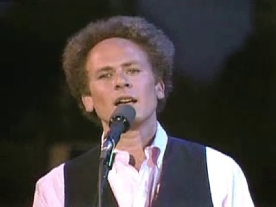 Simon & Garfunkel - April come she will