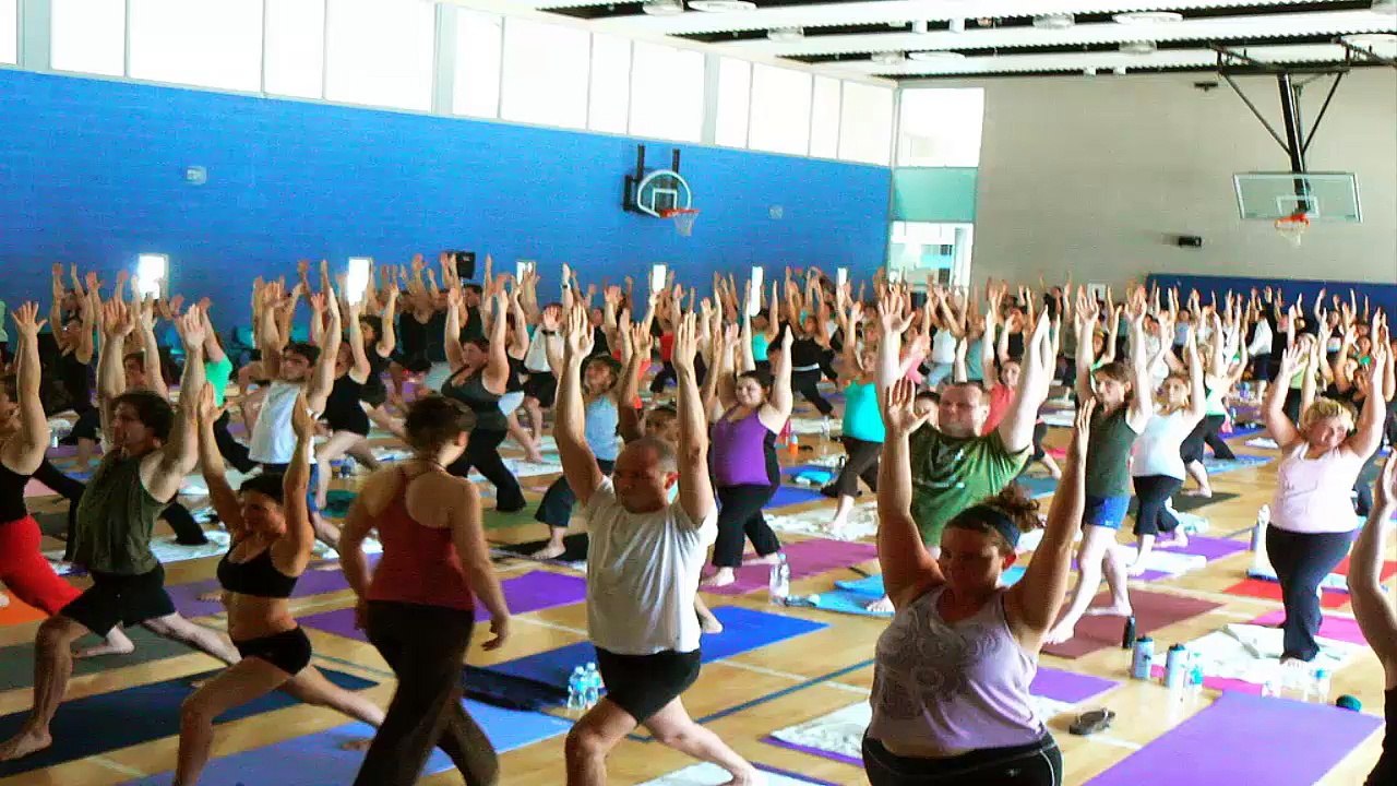 Hatha Yoga For Beginners | 5 Poses