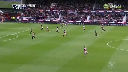 Alexis Sanchez Goal - West Ham 0-1 Arsenal