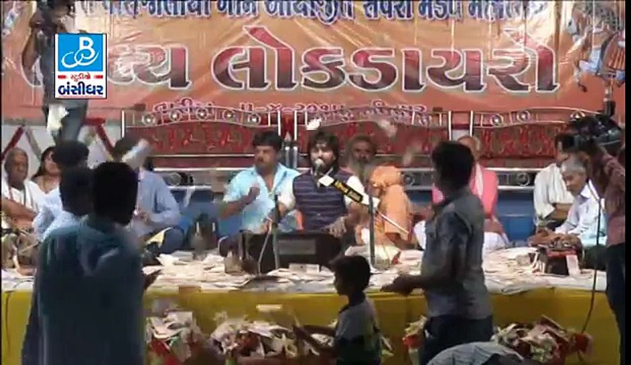 gujarati live music show dayro 2016 by umesh barot 15