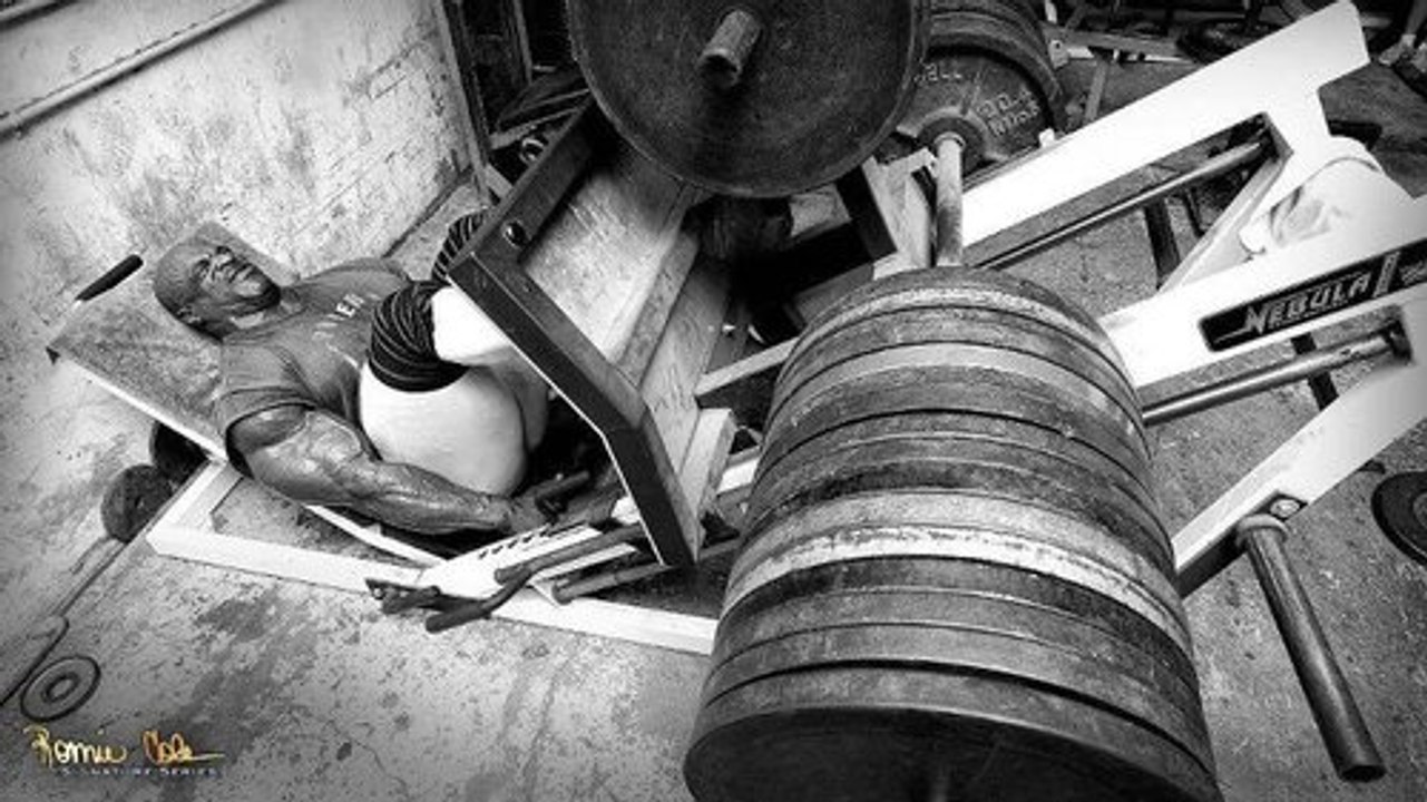 Ronnie Coleman - Leg Press, Squat and Deadlift Heavy Leg Day Challenge