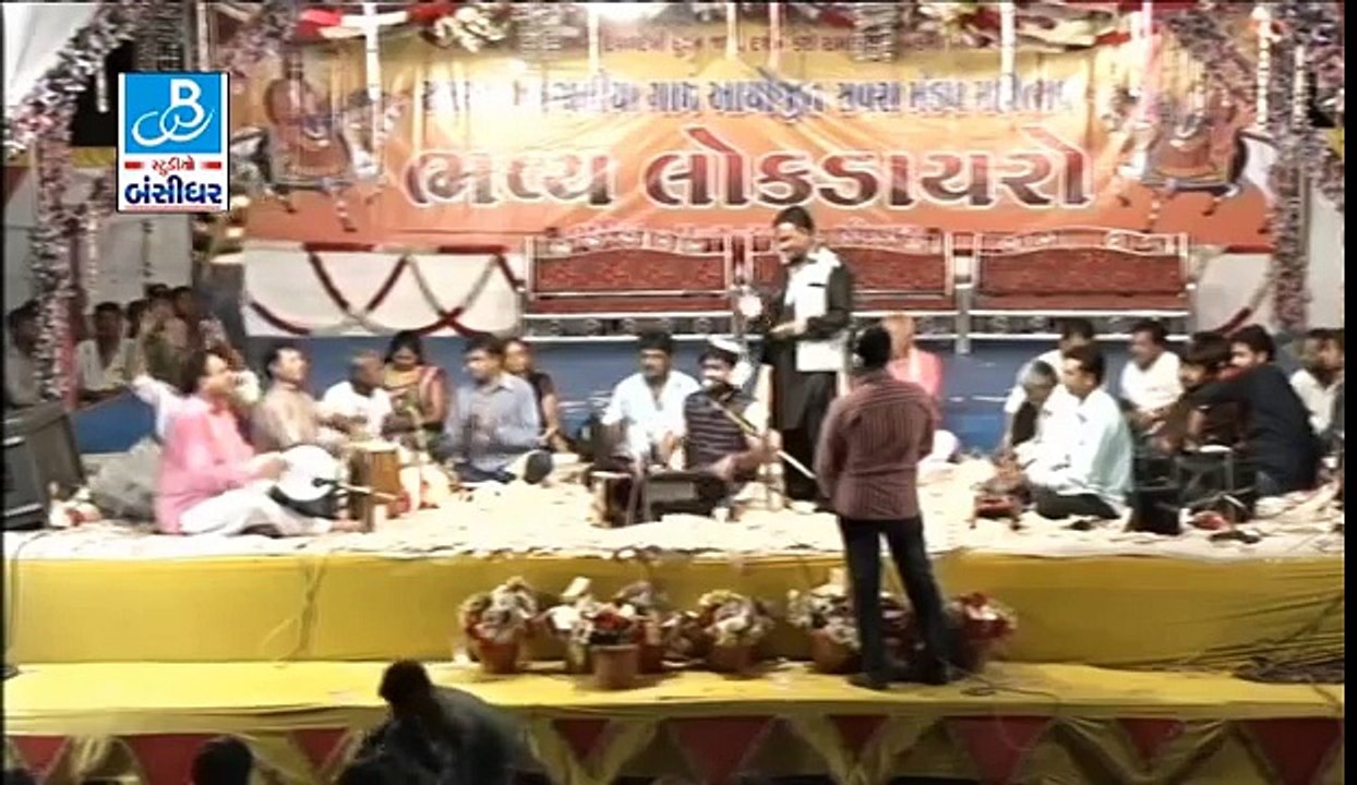 gujarati live music show dayro 2016 by umesh barot 50