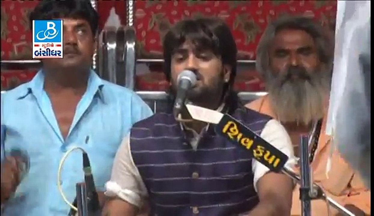 gujarati live music show dayro 2016 by umesh barot 55