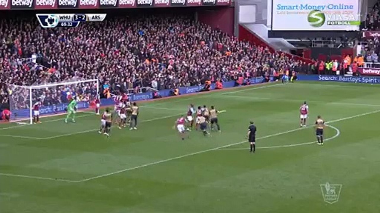 Laurent Koscielny 3 -3 Incredible Goal West Ham 3 - 3 Arsenal 09.04.2016