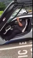 Sen Git Milyon Dolarlık BMW Al O Arabaya Sığma Rezillik Çek -)