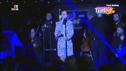 Ebru Gündeş [Türk Life - Magazin]