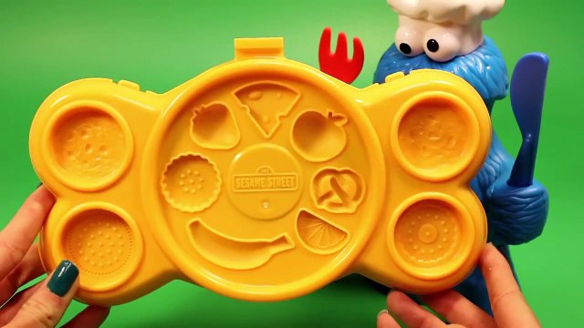 Play Doh Cookie Monster Letter Lunch How to make Playdough Meal Part 1