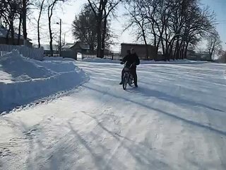 Бешеный парниша на дельте...