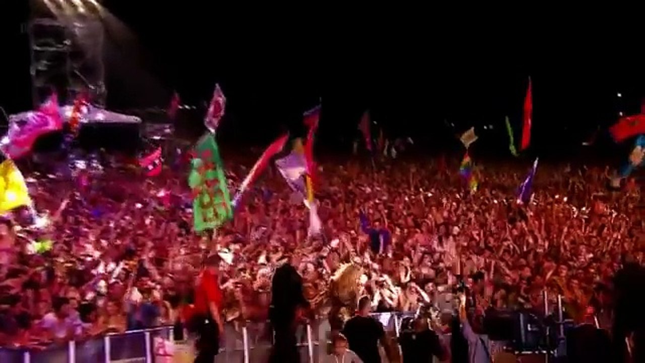 Beyonce Live at Glastonbury 2011 HD Full 53