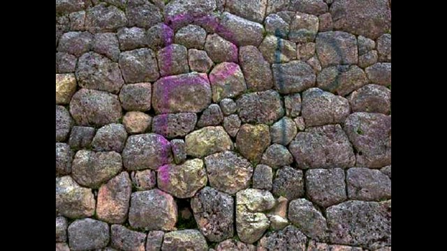 Peru News: Cusco - Propaganda found on walls of Sacsayhuaman