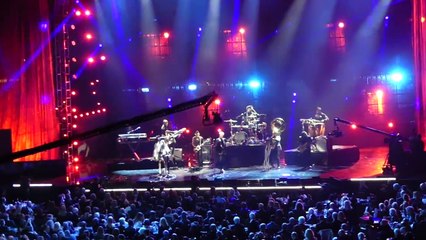 David Byrne Singing Fame at the Rock & Roll Hall of Fame Induction Ceremony