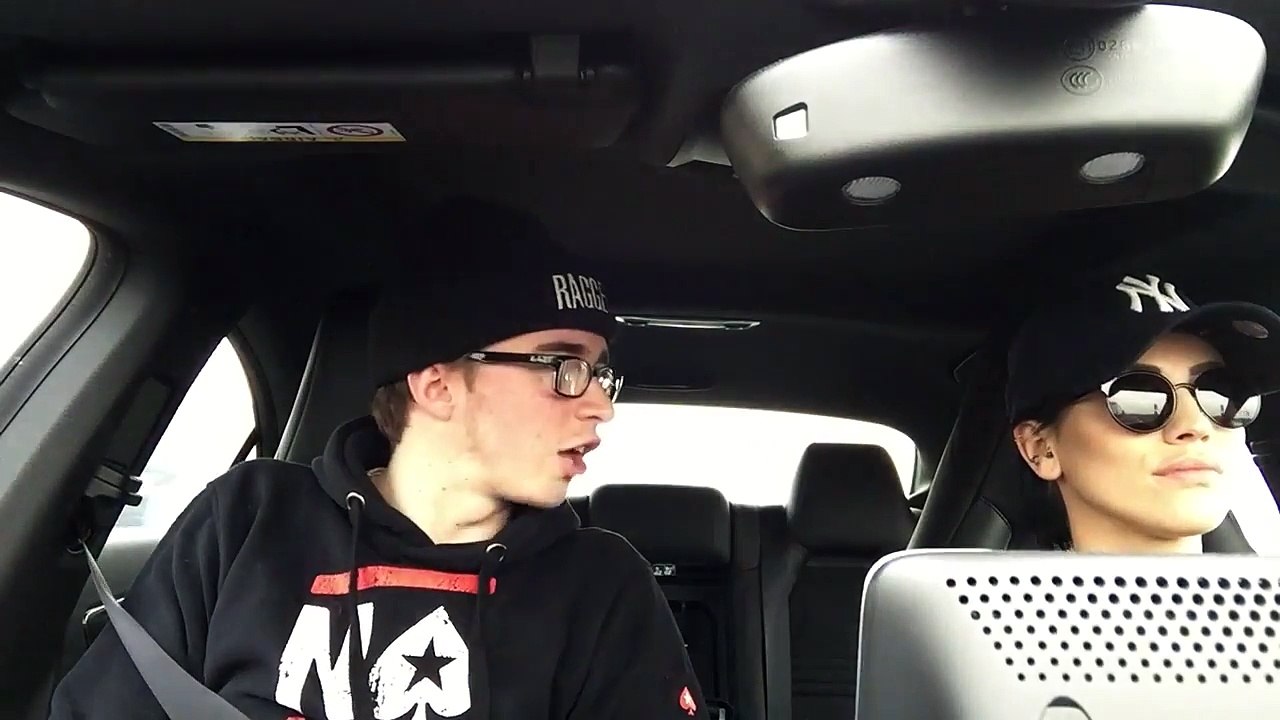 LABEEU - PETITE BALADE EN VOITURE