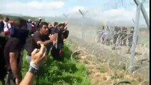 Idomeni  Macedonian police fire tear gas and rubber bullets at refugees trying to break through Gree