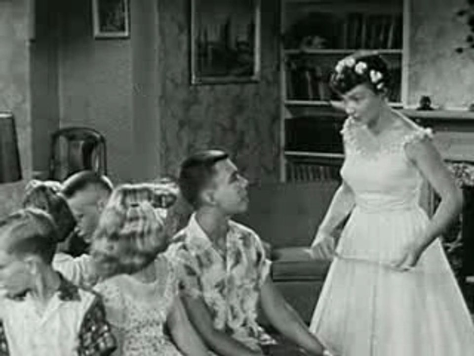 Cindy Goes To A Party (1955)