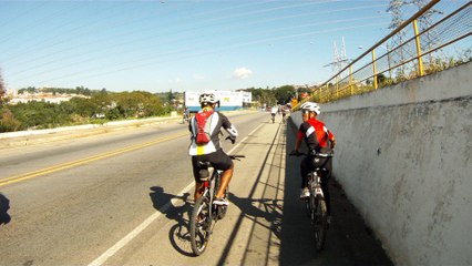 Entrega dos donativos ao Lar São Francisco de Idosos, Taubaté, SP, Brasil, - Abril de 2016, 15 km, 15 bikers, MTB, nas trilhas solidárias