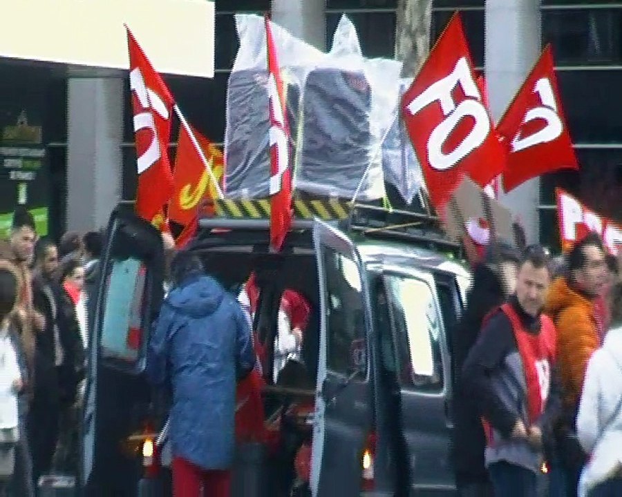 Avant le départ de la manif Rennes 9 04 2016