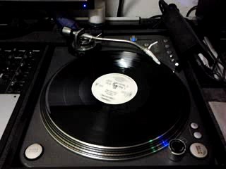 Monie feat. Kane & Abel - Get At Me